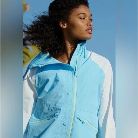 NEW Free People Movement Singin’ In The Rain Printed Packable Jacket Size M - Picture 6 of 7